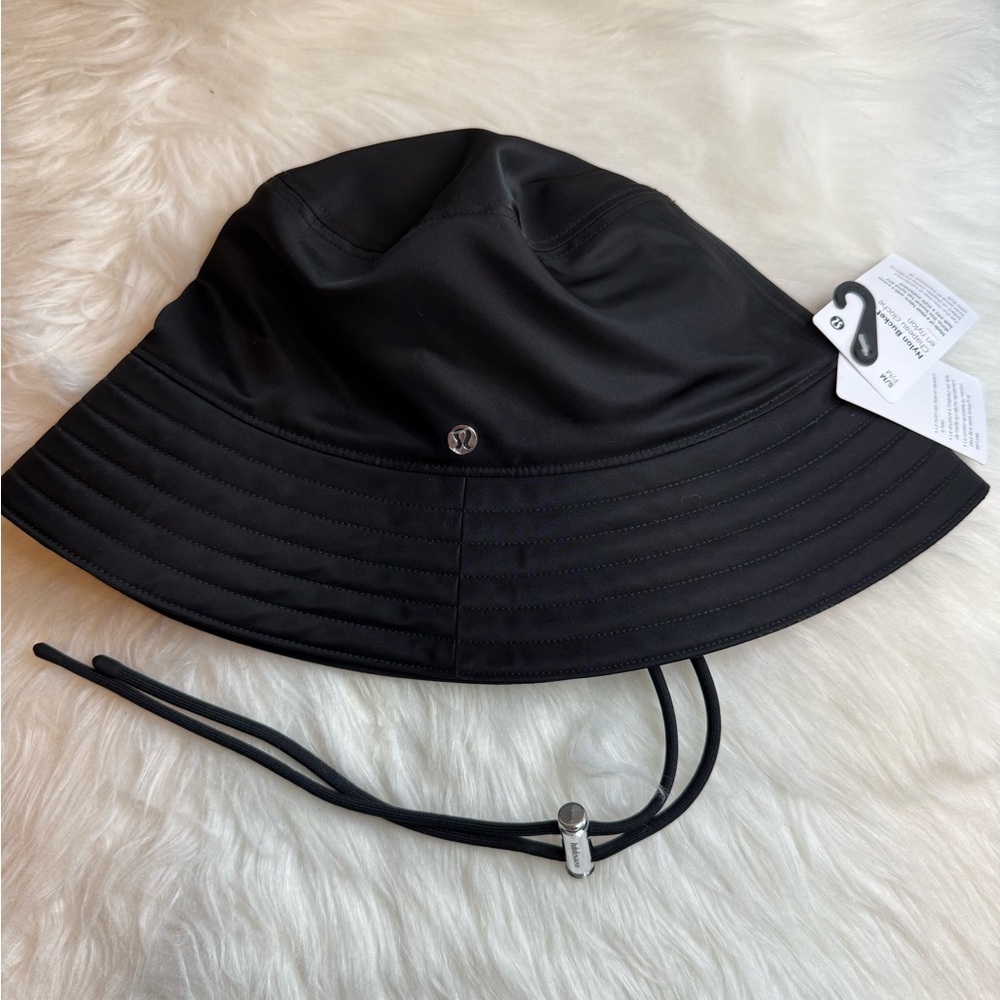 Lululemon Nylon Bucket Hat Black S/M New